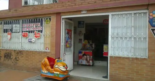 PAPELERIA Y MISCELANEA CARRERA 103 CON 73